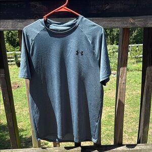 Under Armour Men's Bluish Grey Short Sleeve Tee